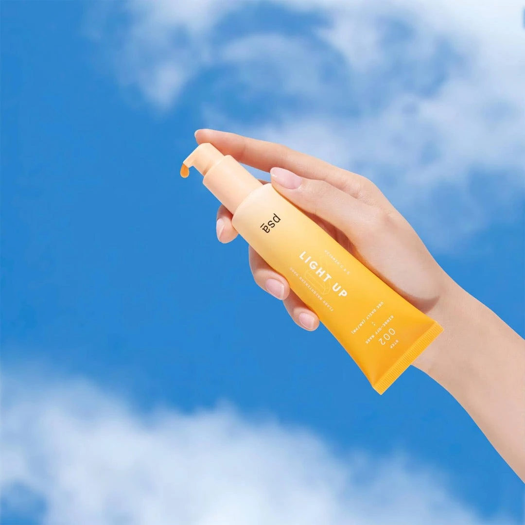 PSA LIGHT UP Vitamin C & E Flash Brightening Mask 7 PSA LIGHT UP Vitamin C & E Flash Brightening Mask - Image 5