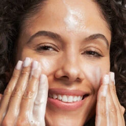 NeoStrata Foaming Glycolic Wash -Cosmetic Care Store F30150R alt3