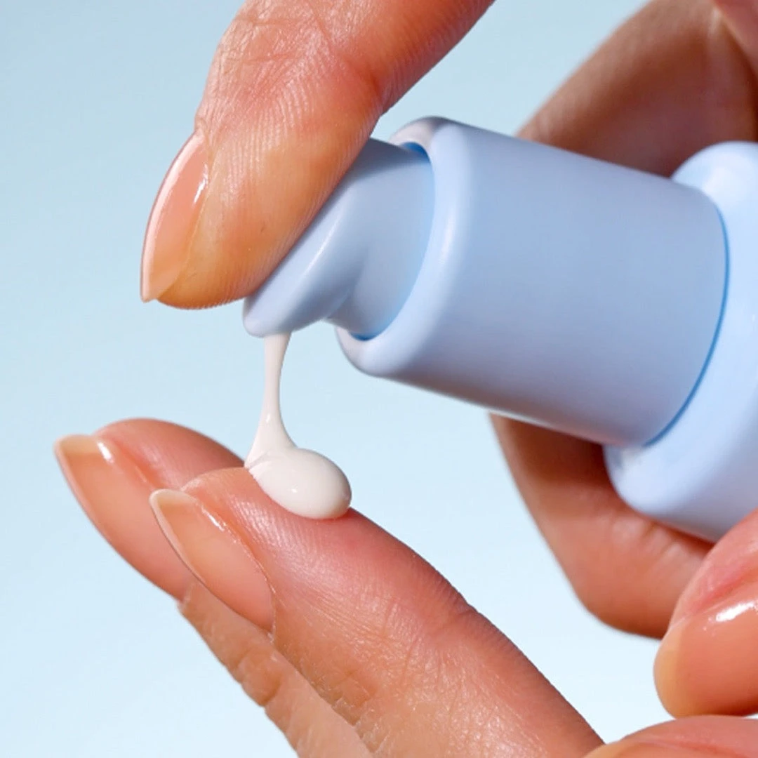 Coco & Eve Daily Watergel SPF50 4 Coco & Eve Daily Watergel SPF50 - Image 2