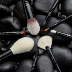 Sigma X Samantha Ravndahl Brush Set 8 Sigma X Samantha Ravndahl Brush Set -Cosmetic Care Store aHR0cHM6Ly9jZG4uZGFzaGh1ZHNvbi5jb20vbWVkaWEvZnVsbC8xNjUyMjA1NTA0LjE0NDQwODIxNzkzOC5qcGVn