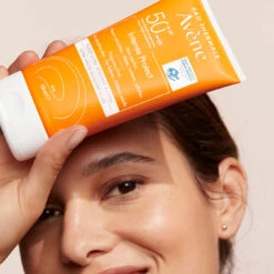 Avène Intense Protect 50+ Sun Cream For Very Sensitive Skin 150ml -Cosmetic Care Store av suncare intense protect social 3 3282770141214 bd 1 1